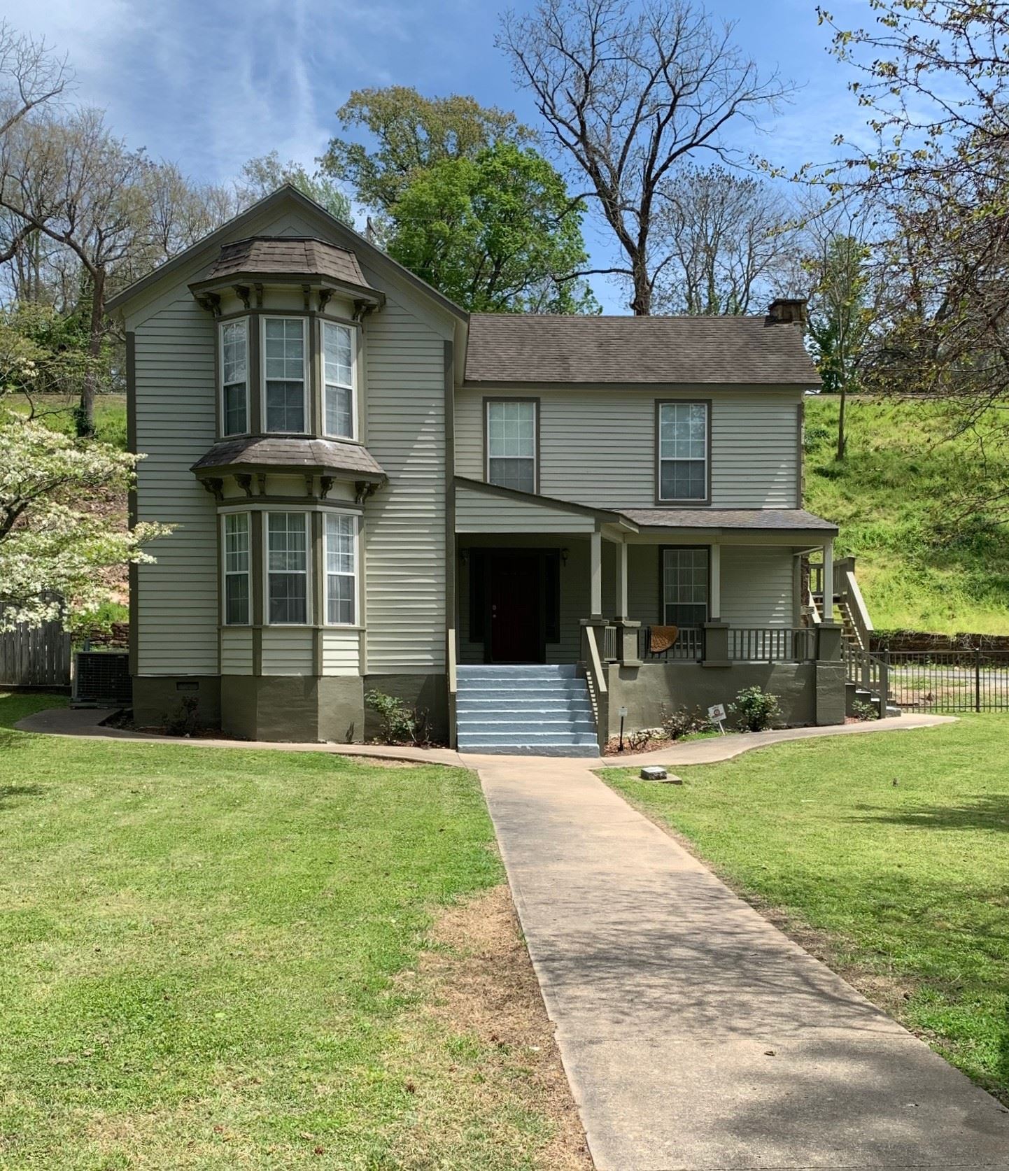 Brookside House Exterior(JPG)